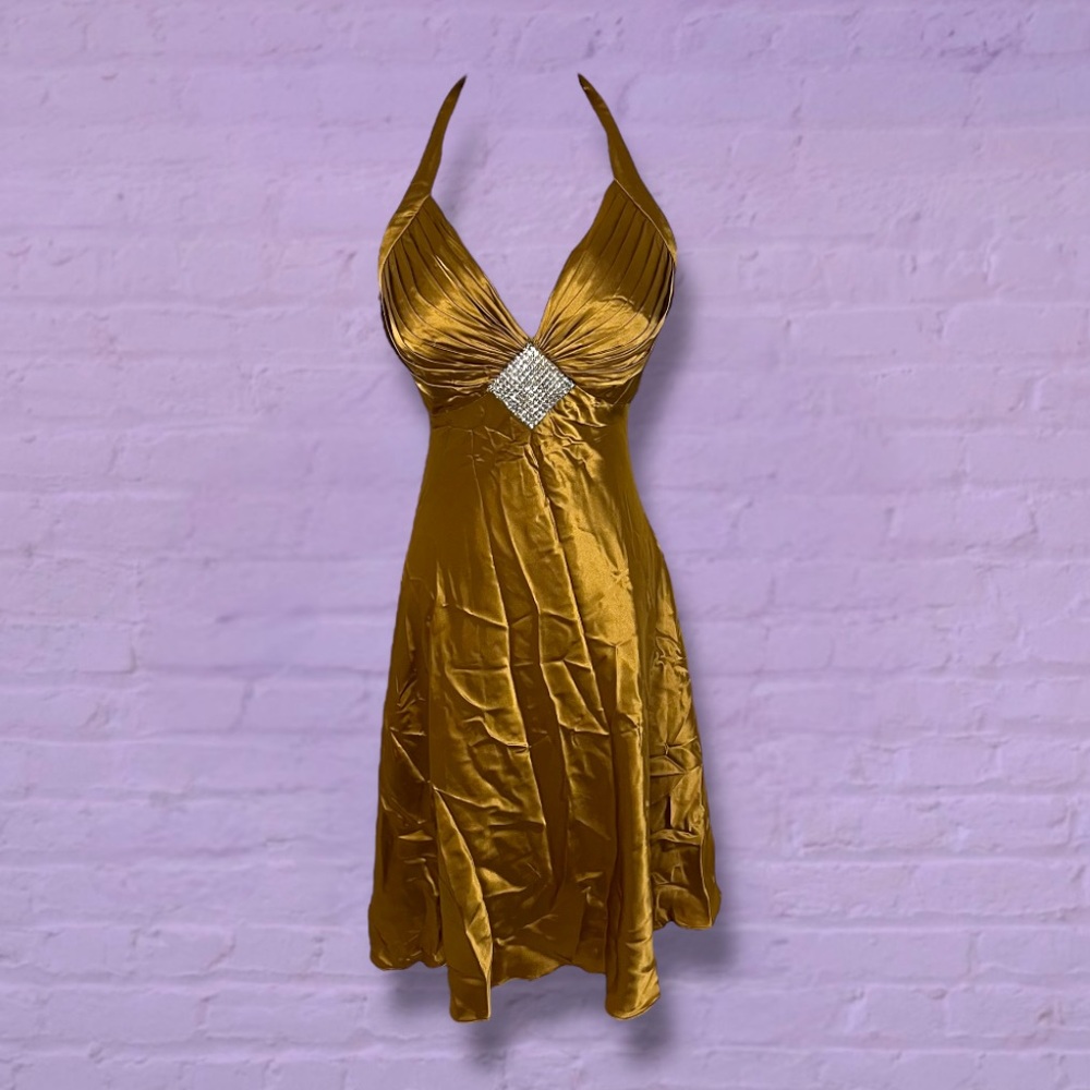 Elegant Gold Evening Dress